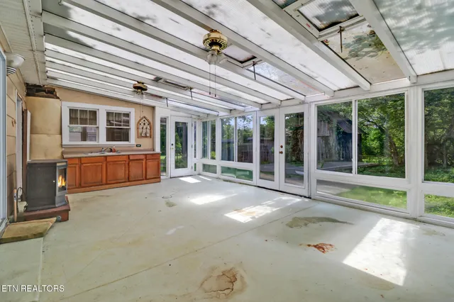 $398,000 | 1230 Deep Draw Road, Crossville, TN 38555