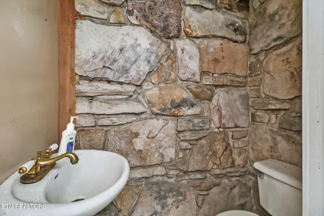 $398,000 | 1230 Deep Draw Road, Crossville, TN 38555