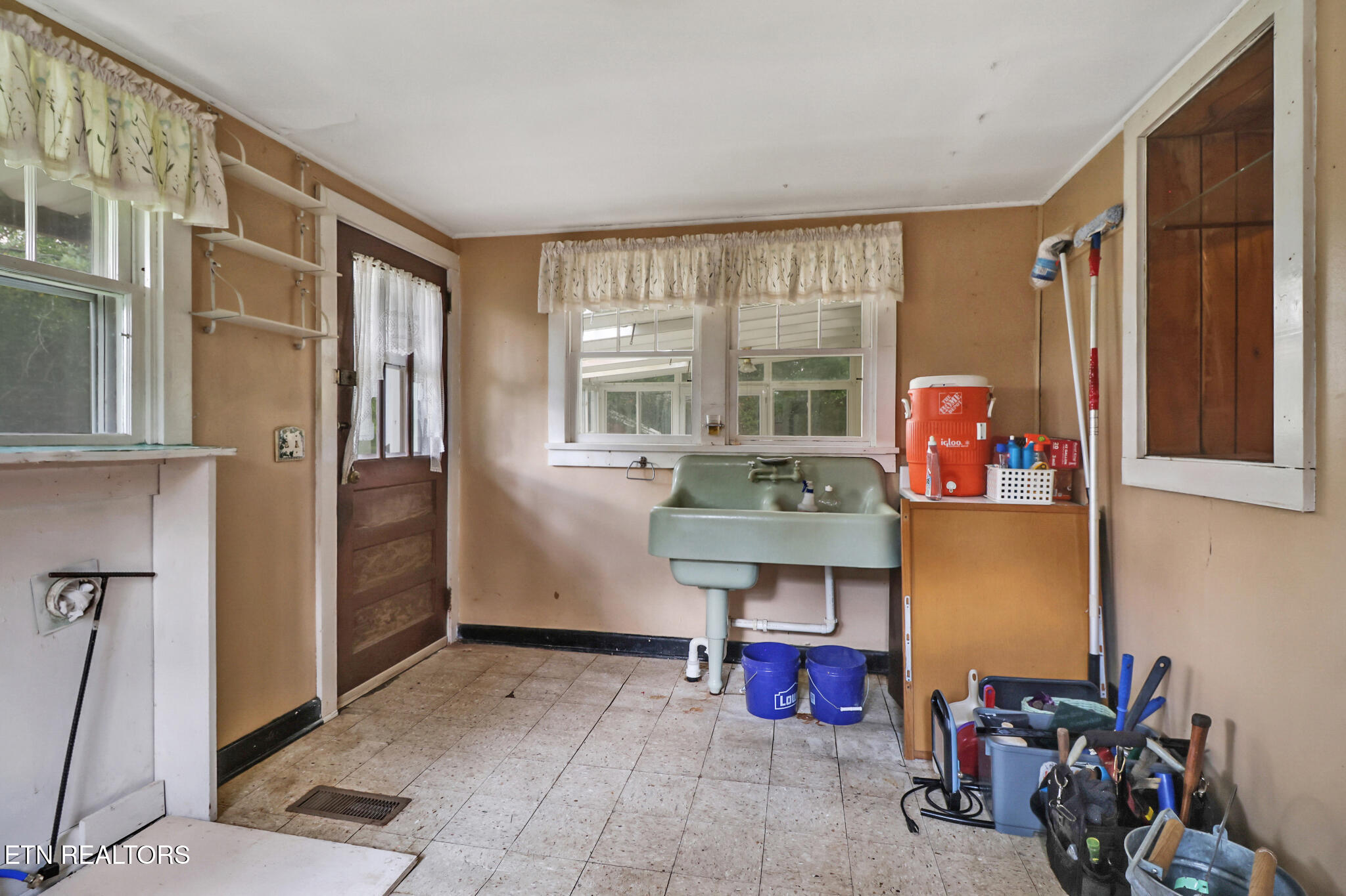 1230 Deep Draw Road Crossville, TN 38555 - Photo 15 of 45 if1a9894-if1a9898