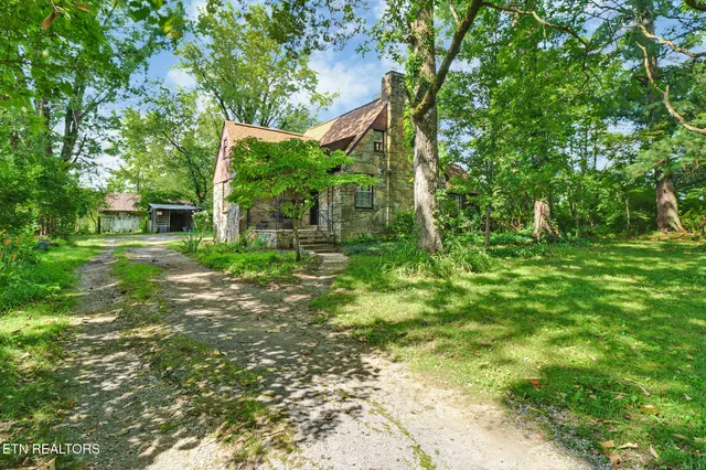 $398,000 | 1230 Deep Draw Road, Crossville, TN 38555