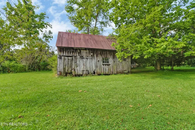 $398,000 | 1230 Deep Draw Road, Crossville, TN 38555