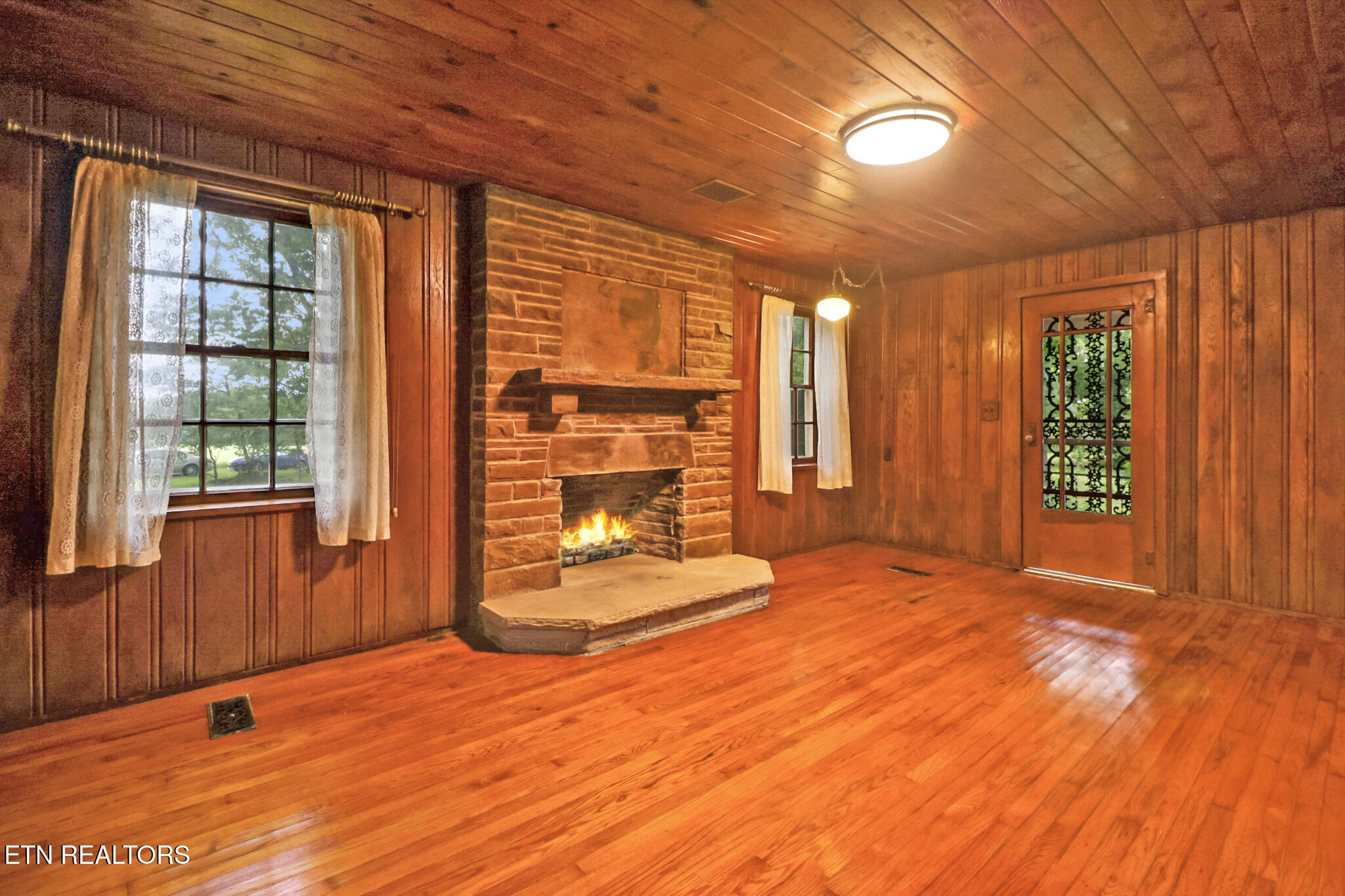 1230 Deep Draw Road Crossville, TN 38555 - Photo 7 of 45 if1a9899-if1a9903_optional