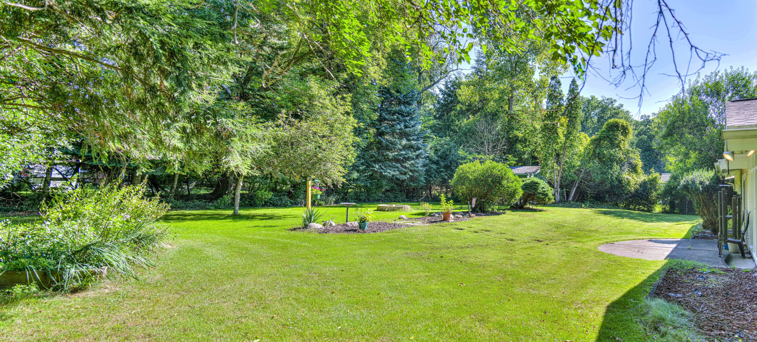 1844 North Walmont Road Jackson, MI 49203 - Photo 29 of 40 1844 N Walmont 05