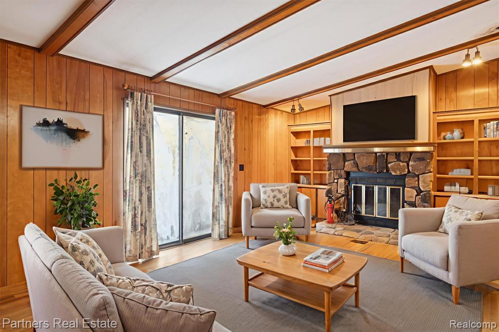 10836 Tuthill Road South Lyon, MI 48178 - Photo 18 of 79