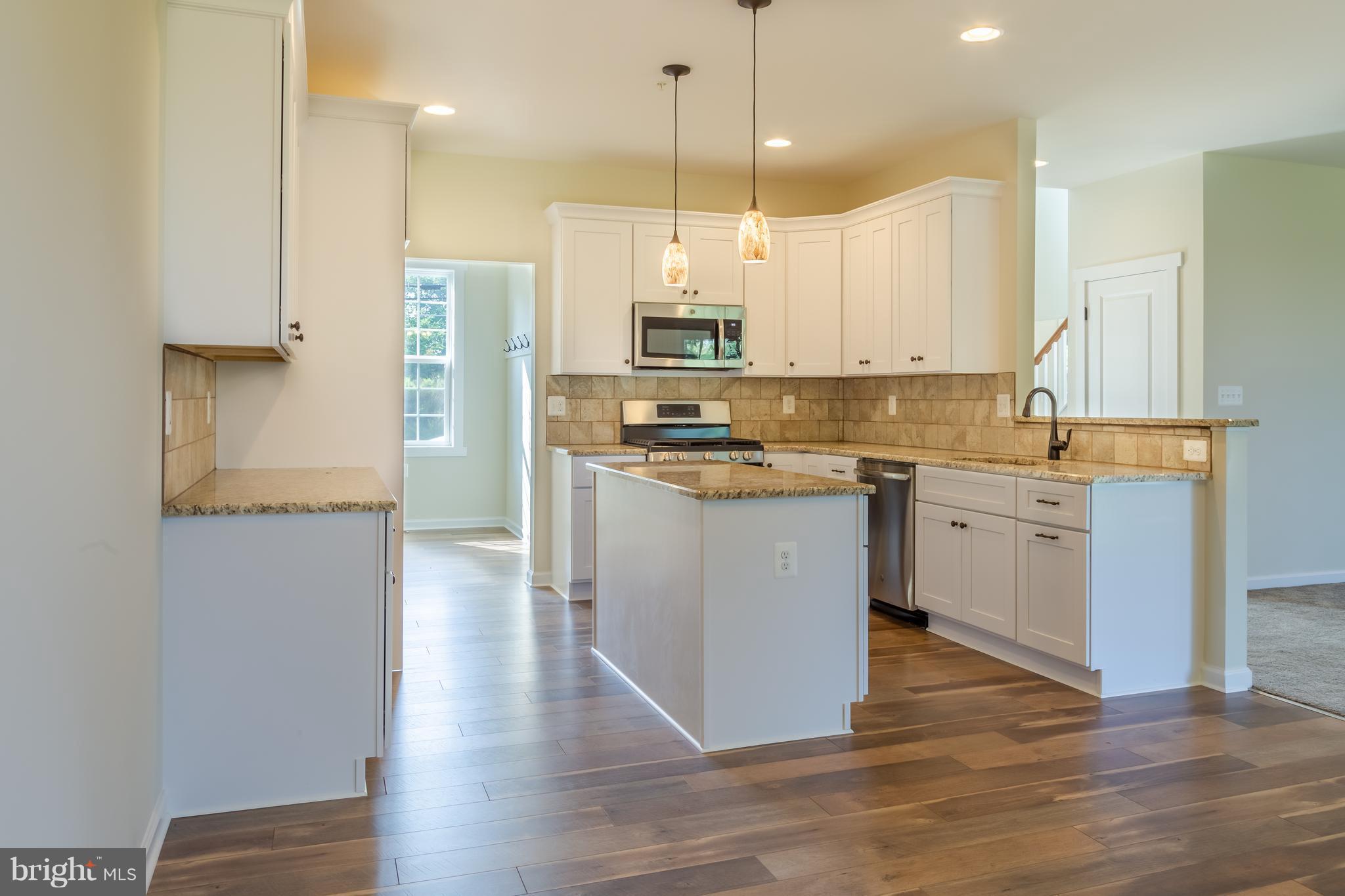 3831 Ridge Road Westminster, MD 21157 - Photo 5 of 28 Interior (General)
