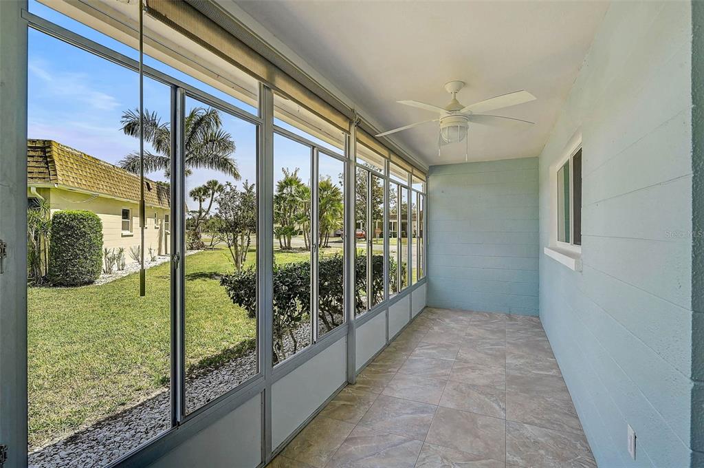 602 Park Circle Bradenton, FL 34207 - Photo 22 of 34 a view of a porch