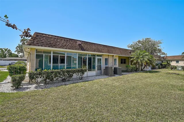 $144,400 | 602 Park Circle, Bradenton, FL 34207