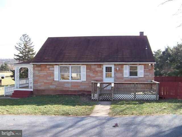 256 Quarry Road Hummelstown, PA 17036 - Photo 1 of 12 Gallery Image 1