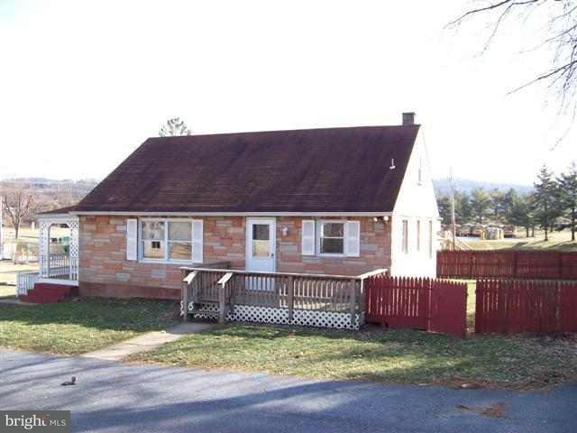 256 Quarry Road Hummelstown, PA 17036 - Photo 2 of 12 Gallery Image 2