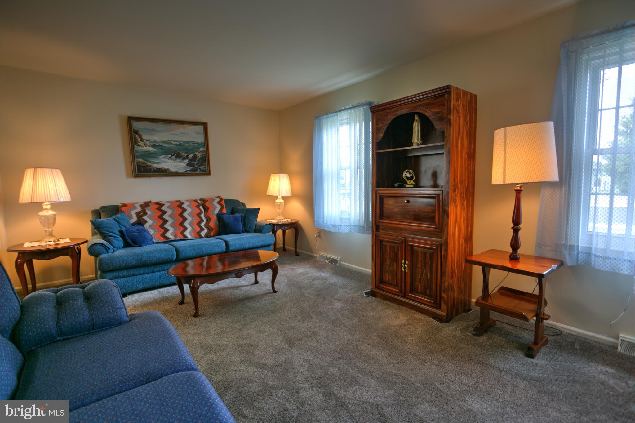 906 Tuckerton Road Reading, PA 19605 - Photo 12 of 28 Living Room-Neutral Door