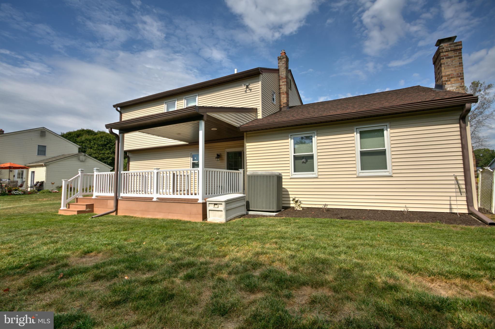 906 Tuckerton Road Reading, PA 19605 - Photo 9 of 28 Exterior And Street Lighting