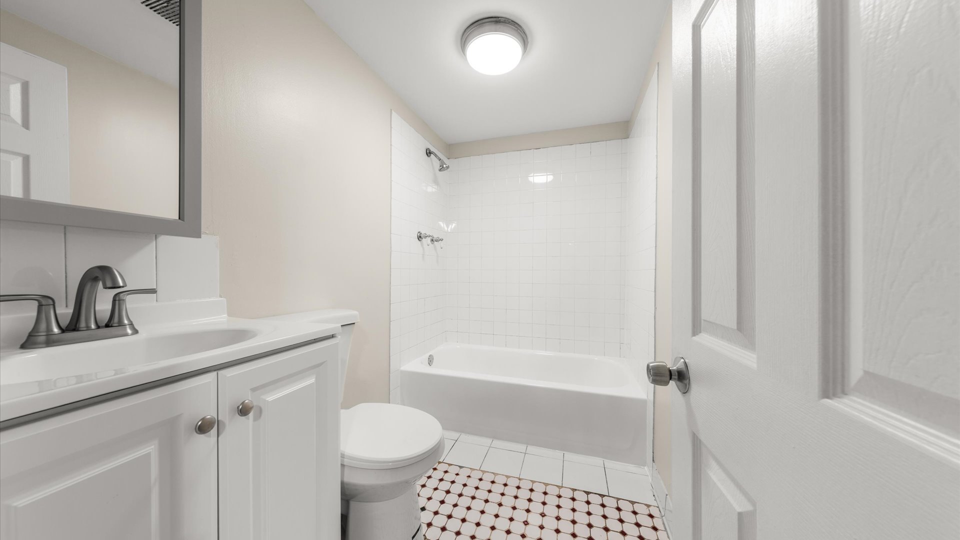 5311 West Henderson Street, Unit G Chicago, IL 60641 - Photo 9 of 11