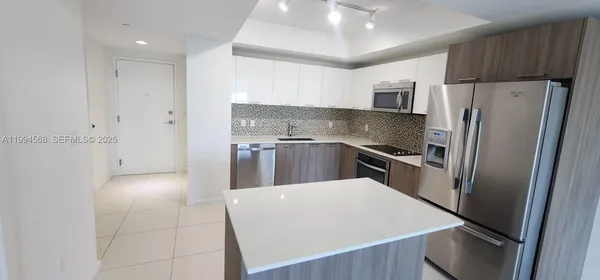 $2,650 | 5300 Paseo Boulevard, Unit 710, Doral, FL 33166