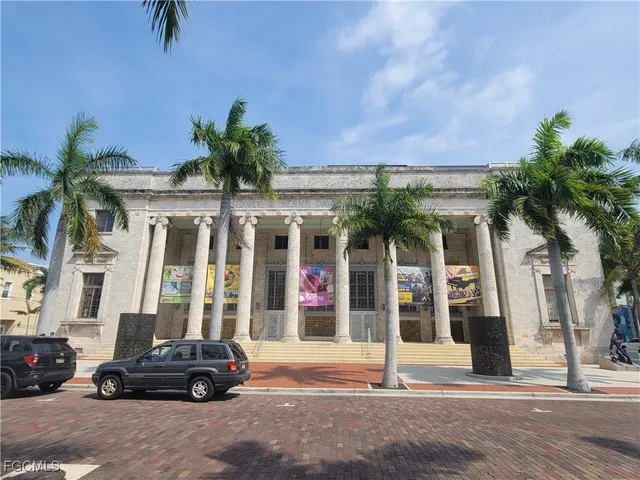 a car parked in front of a building