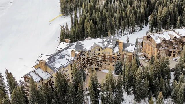 a view of outdoor space yard and patio
