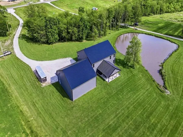 $999,000 | 2362 Highway 169, Trimble, MO 64492