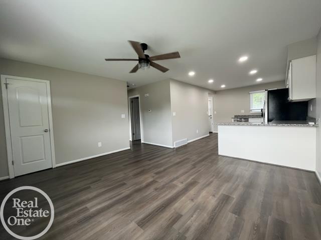 406 Spring Street, Unit A Almont, MI 48003 - Photo 7 of 19