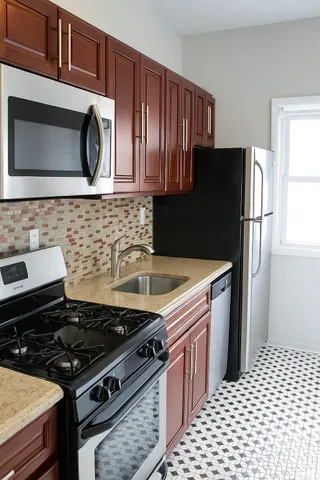 $3,975 | 509 Washington Street, Unit 3, Hoboken, NJ 07030