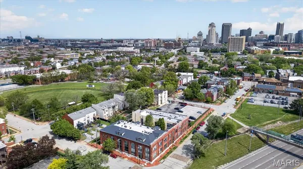 $99,900 | 1523 South 10th Street, Unit 215, St. Louis, MO 63104