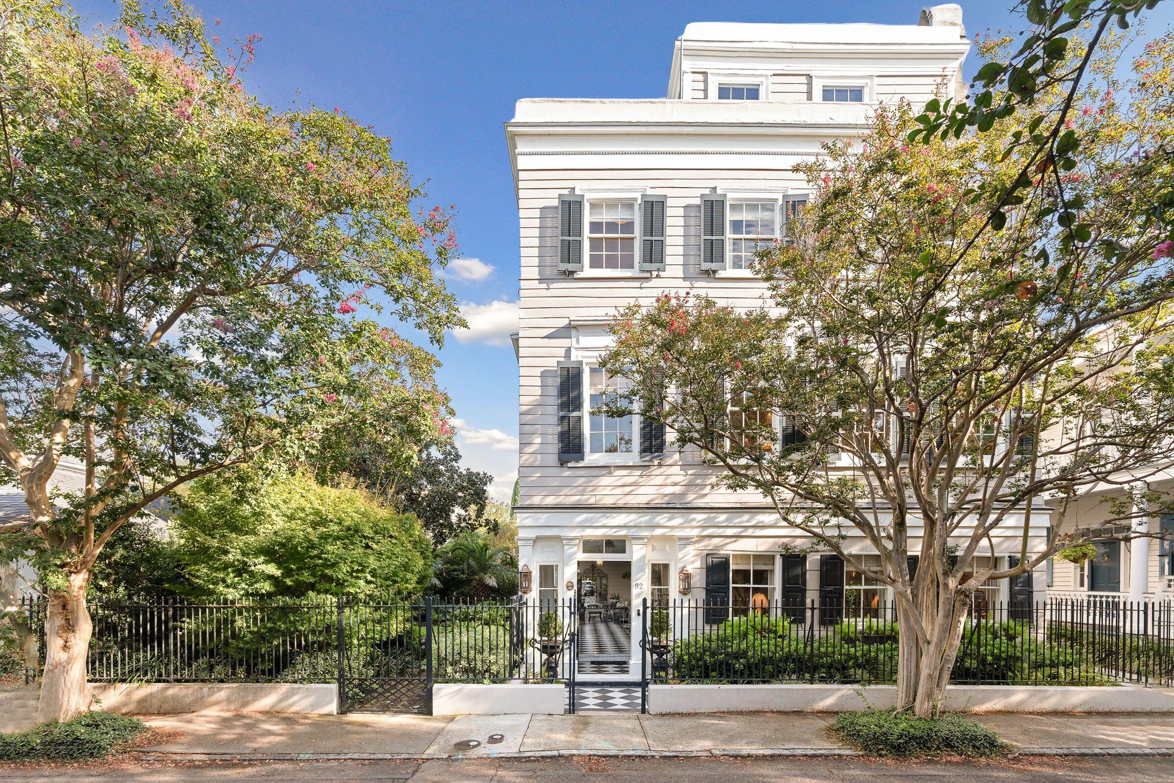 92 Tradd Street Charleston, SC 29401 - Photo 1 of 63 Front