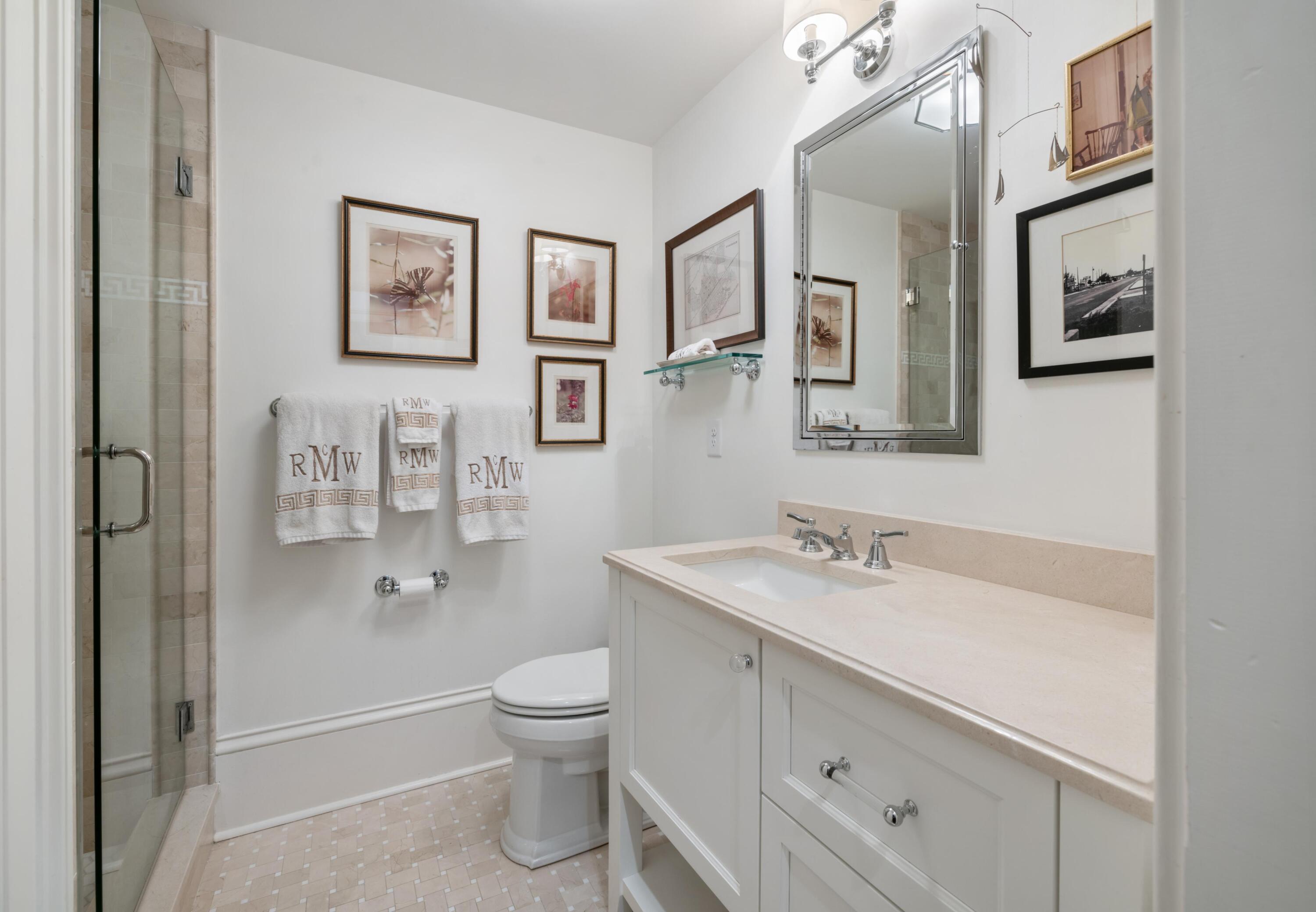 92 Tradd Street Charleston, SC 29401 - Photo 20 of 63 Primary Bathroom #2