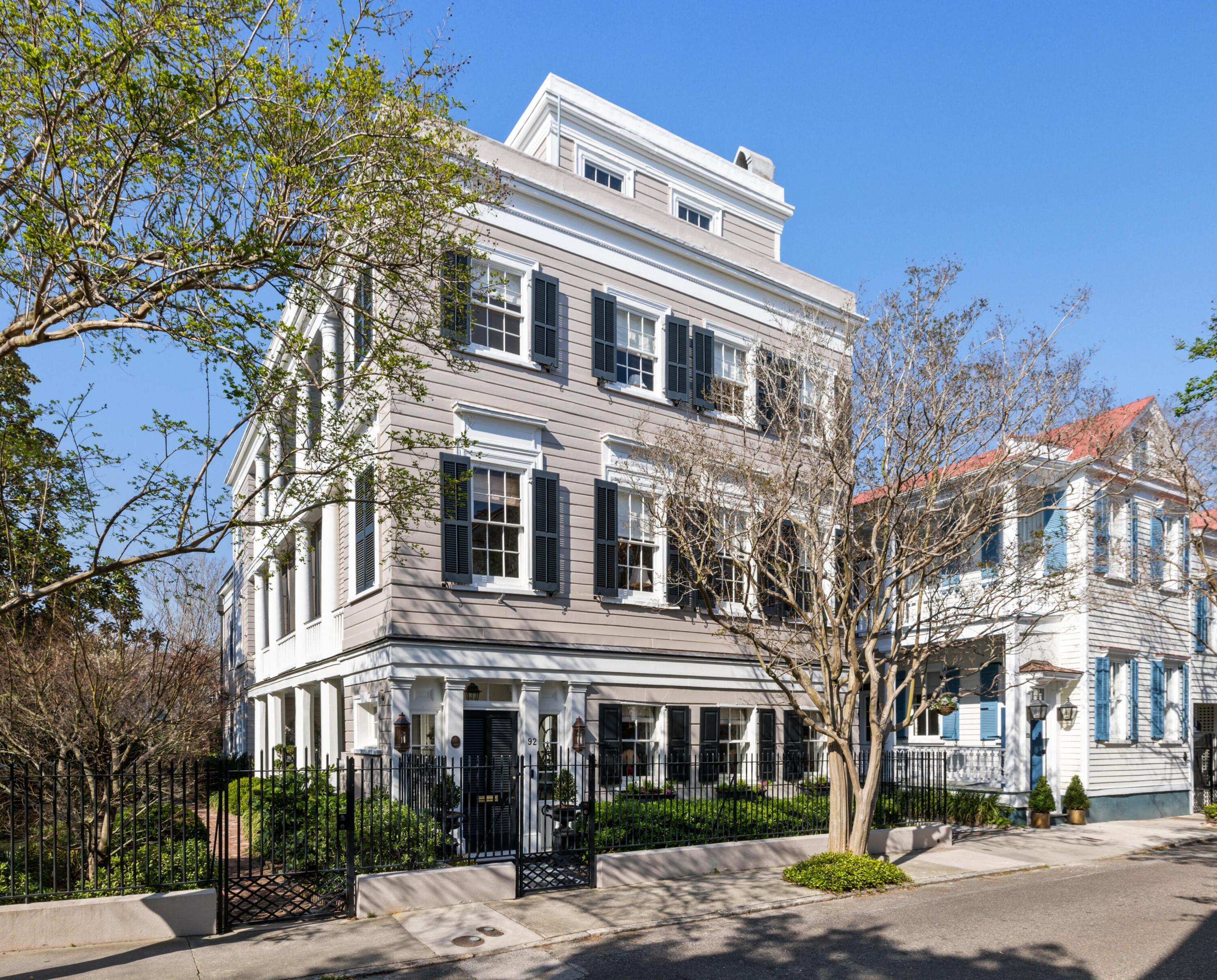 92 Tradd Street Charleston, SC 29401 - Photo 2 of 63 92 Tradd