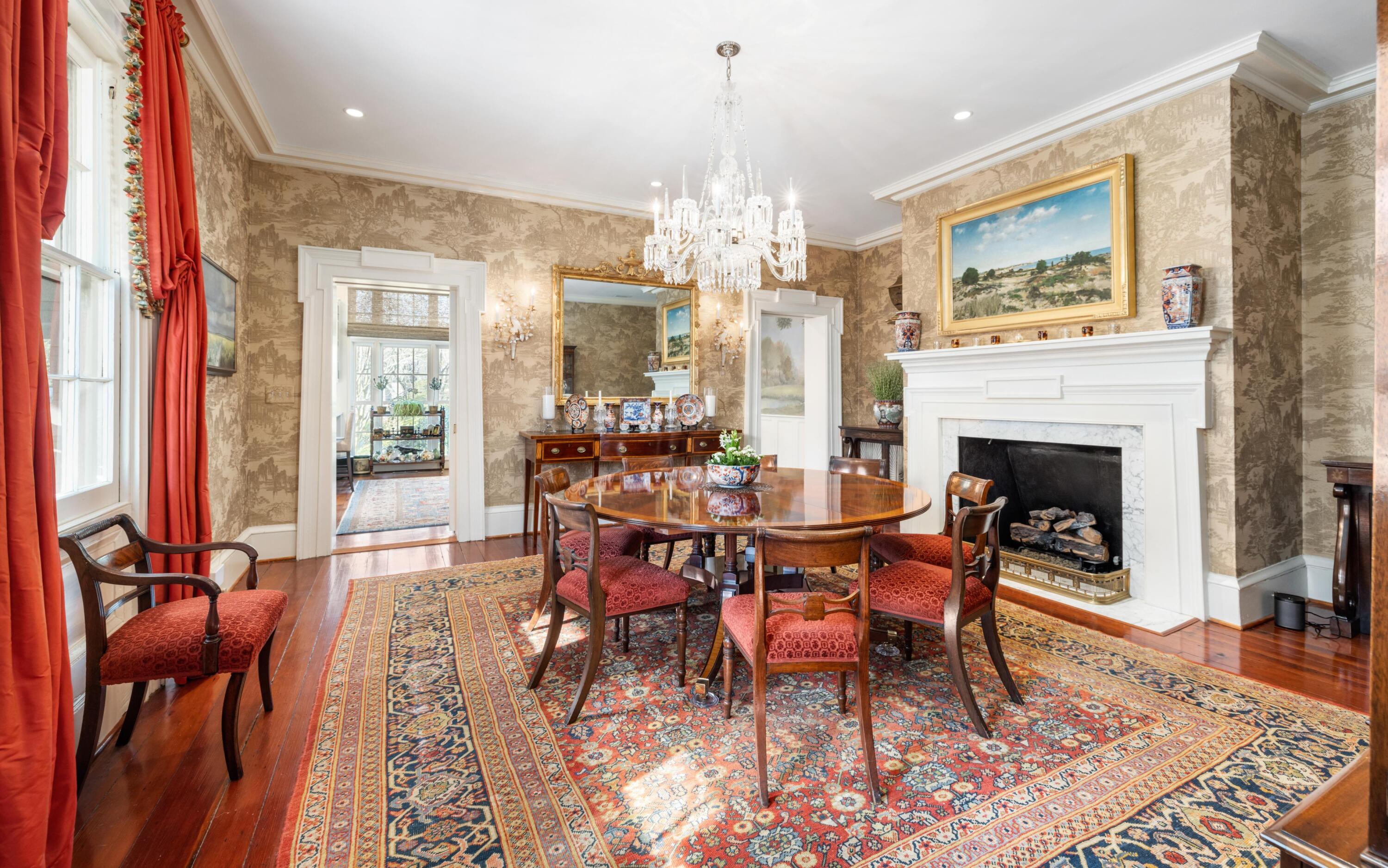 92 Tradd Street Charleston, SC 29401 - Photo 30 of 63 Formal Dining room