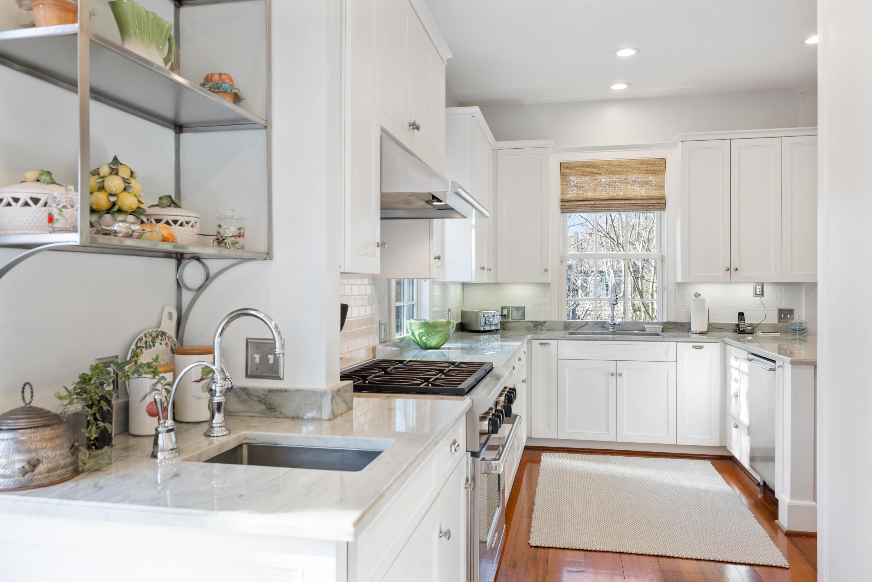 92 Tradd Street Charleston, SC 29401 - Photo 33 of 63 Kitchen