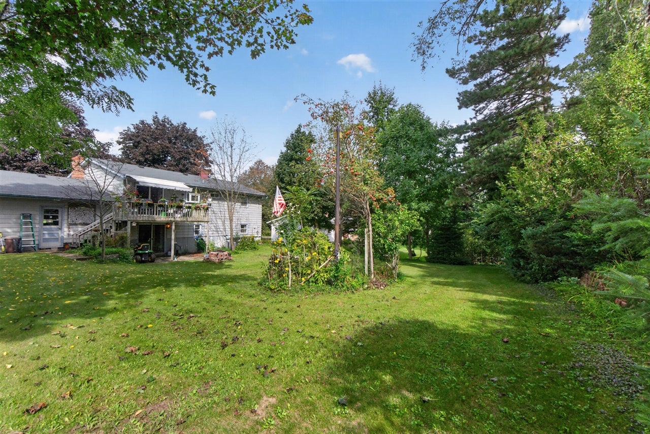 611 Charleston Road Lansing, MI 48917 - Photo 40 of 49 Gallery Image 40