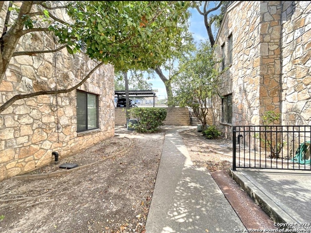 11520 Huebner Road, Unit 108 San Antonio, TX 78230 - Photo 2 of 31