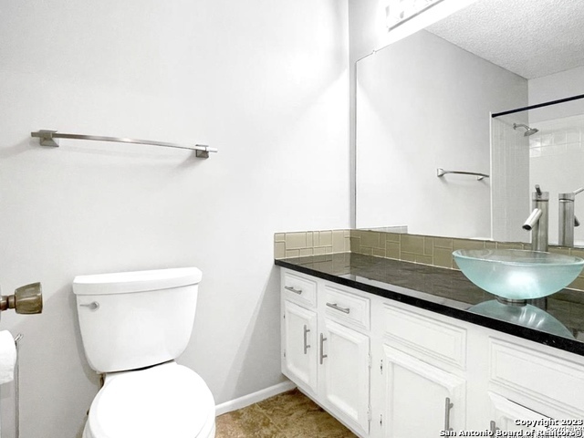 11520 Huebner Road, Unit 108 San Antonio, TX 78230 - Photo 25 of 31