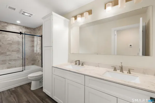 $7,800 | 10 Highland Place, Greenwich, CT 06831