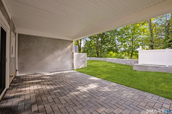 $7,800 | 10 Highland Place, Greenwich, CT 06831