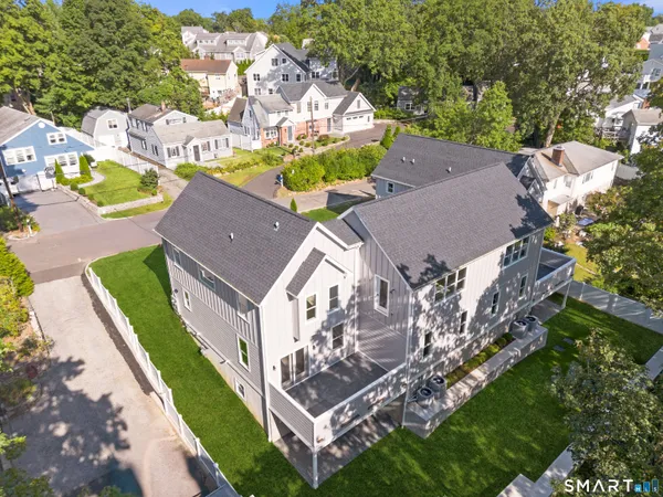 $7,800 | 10 Highland Place, Greenwich, CT 06831