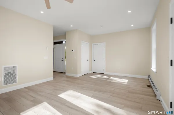 $7,800 | 10 Highland Place, Greenwich, CT 06831