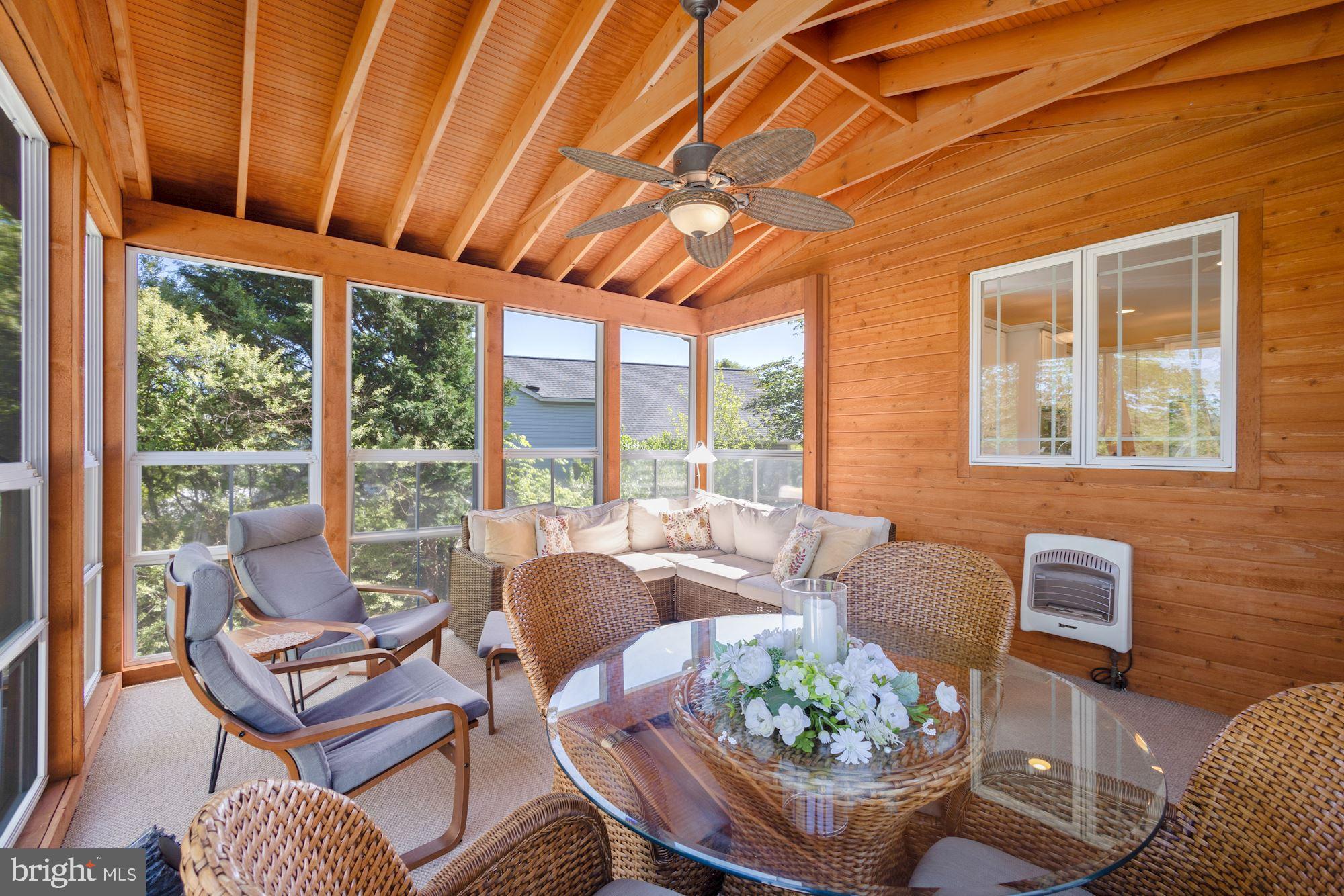 604 Glenmeade Circle Purcellville, VA 20132 - Photo 41 of 54 3 season room