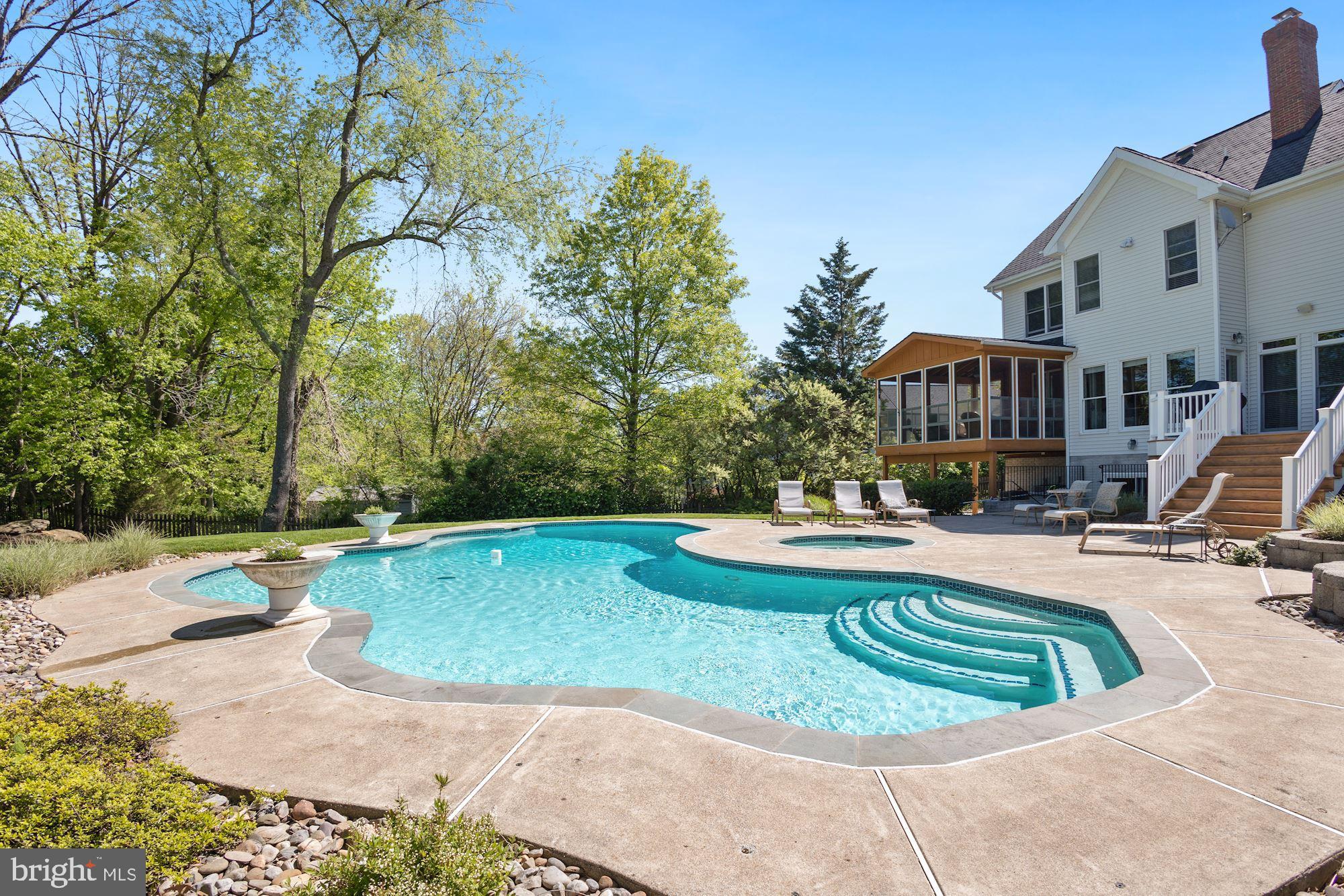 604 Glenmeade Circle Purcellville, VA 20132 - Photo 46 of 54 .