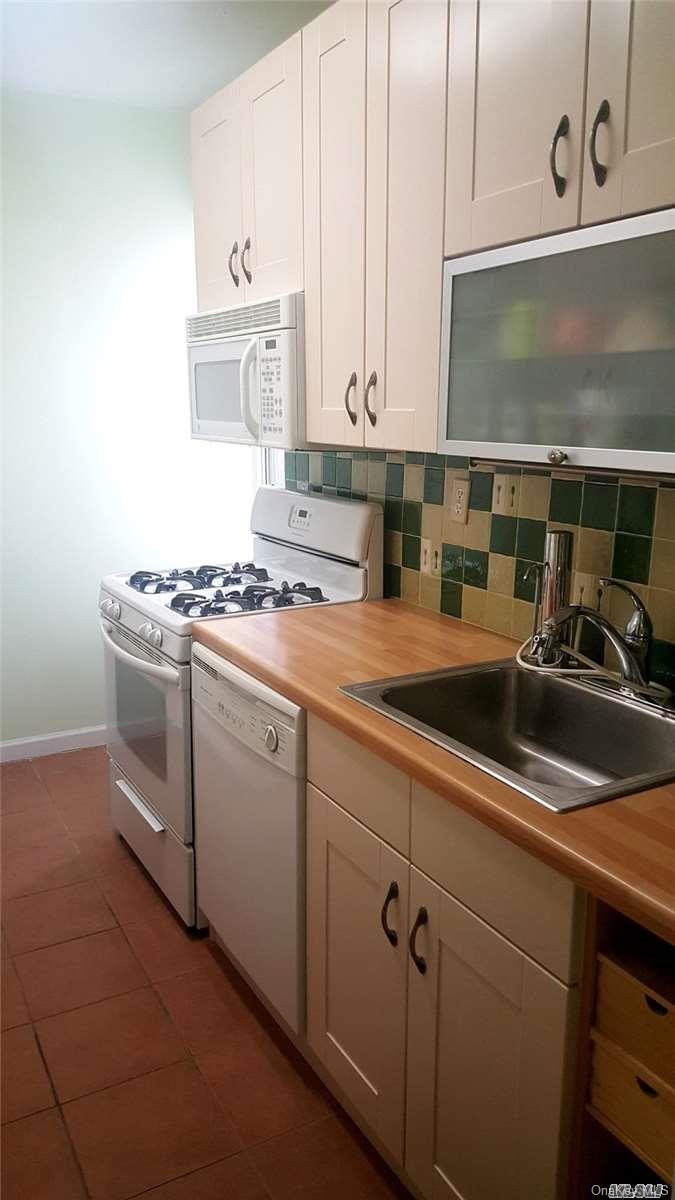 113-14 72nd Road, Unit 3D Queens, NY 11375 - Photo 10 of 13