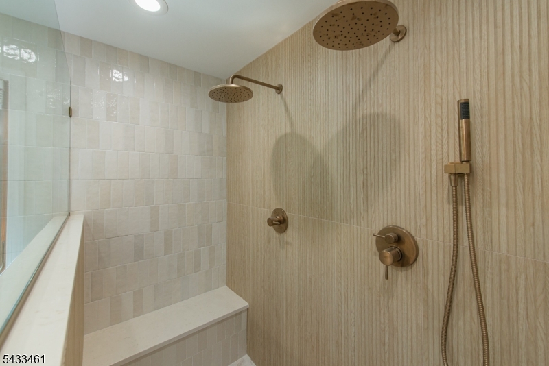 77 Rockwood Road Florham Park, NJ 07932 - Photo 31 of 47