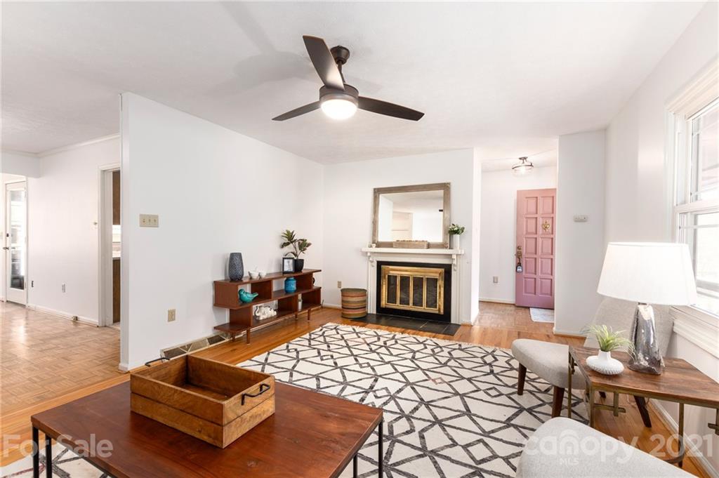 28 St Andrews Road Arden, NC 28704 - Photo 4 of 25 Gallery Image 4