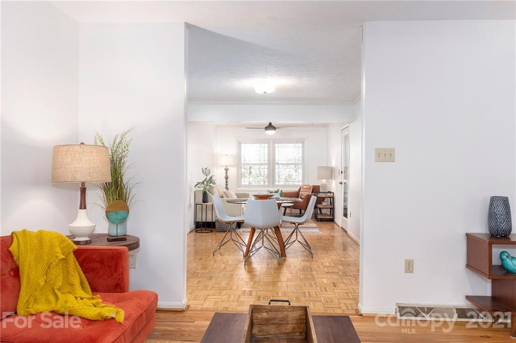 28 St Andrews Road Arden, NC 28704 - Photo 5 of 25 Gallery Image 5