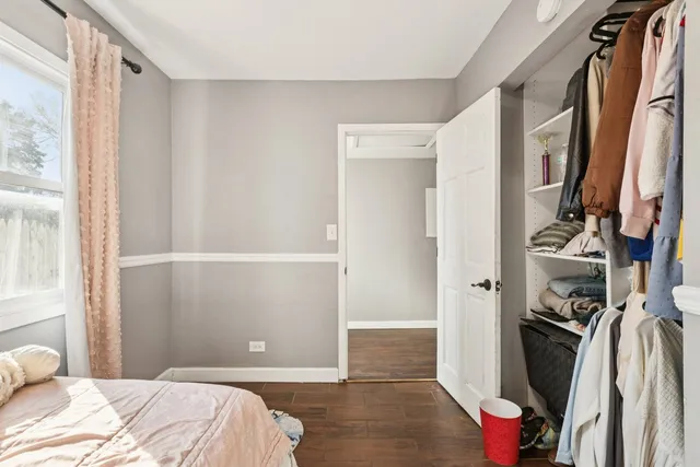 $184,999 | 1618 Round Lake Drive, Round Lake Beach, IL 60073