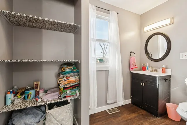 $184,999 | 1618 Round Lake Drive, Round Lake Beach, IL 60073