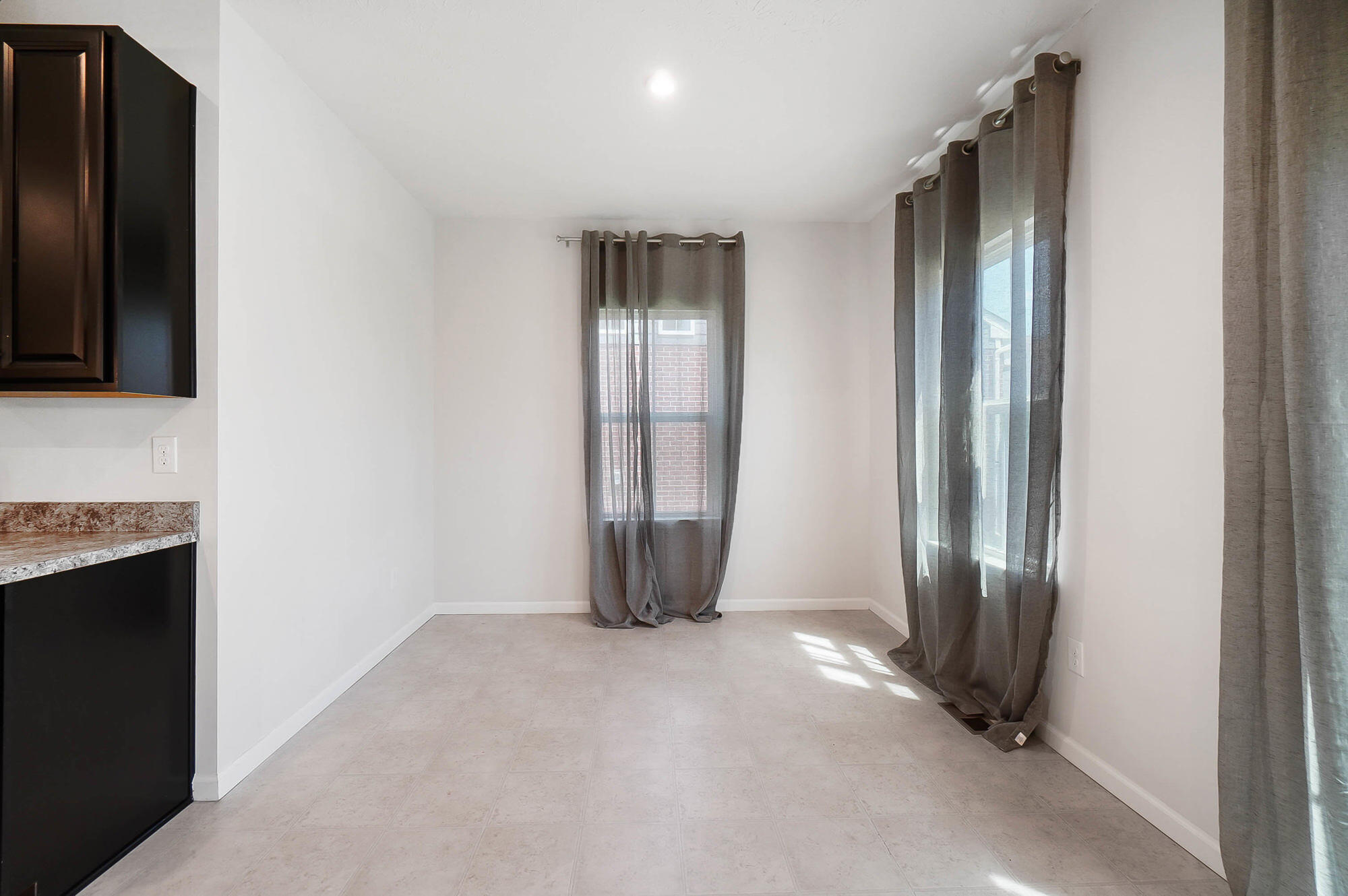1761 Wandering Stream Way Dayton, OH 45458 - Photo 17 of 45 Gallery Image 17