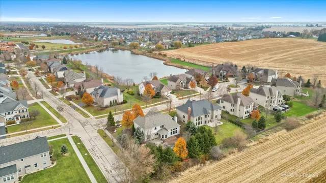 $975,000 | 13302 Rosewood Lane, Plainfield, IL 60585