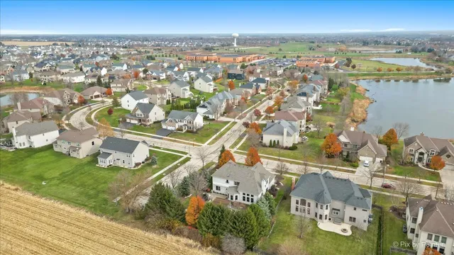 $975,000 | 13302 Rosewood Lane, Plainfield, IL 60585