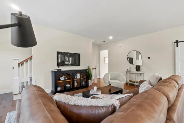 $1,378,000 | 2 Woodbury Avenue, Unit 2, Portsmouth, NH 03801