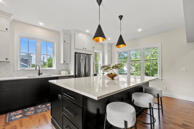 $1,378,000 | 2 Woodbury Avenue, Unit 2, Portsmouth, NH 03801