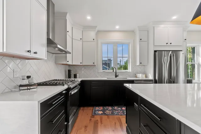 $1,378,000 | 2 Woodbury Avenue, Unit 2, Portsmouth, NH 03801