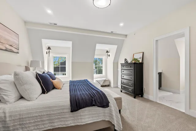 $1,378,000 | 2 Woodbury Avenue, Unit 2, Portsmouth, NH 03801